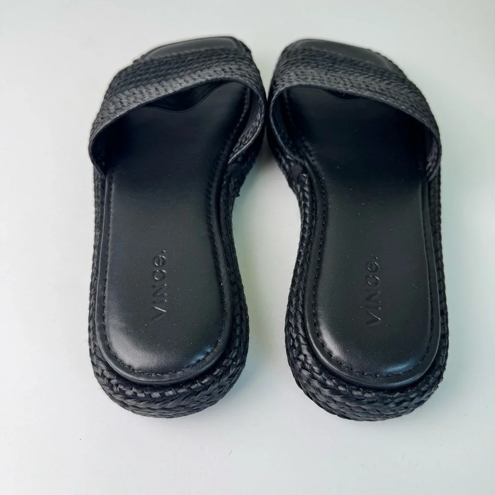 Vince elegant black